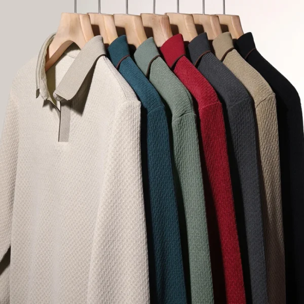 Stretchable, toasty, new pullover knitwear in a solid color for men's business casual POLO shirts. - Image 3