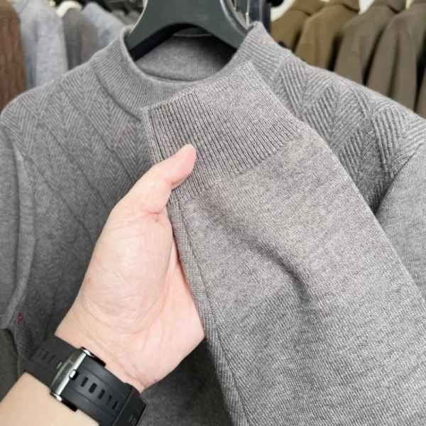 Superior Men's O-neck Solid Color Thick and Warm Sheep Wool Blended Knitwear for 2025 - Image 3