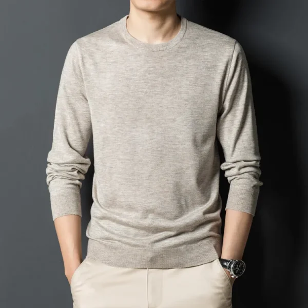 Men's warm O-neck sweater in a solid color made of a wool blend for fall and winter, and a slim-fitting base shirt for everyday use. - Image 8