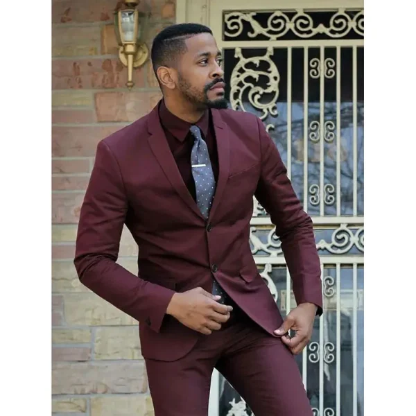 High-quality, single-breasted, notch-lapel, 2025 prom party full set of stylish men's clothing in burgundy slim fits - Image 2