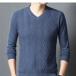 Superior quality V-neck pullover knitted sweater, daily slim-fit base shirt, thickened and warm men's sweater.Shirt with Dark Stripes