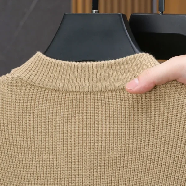 Stylish new men's pullover for fall and winter, featuring a solid color and a thickened o-neck. - Image 4