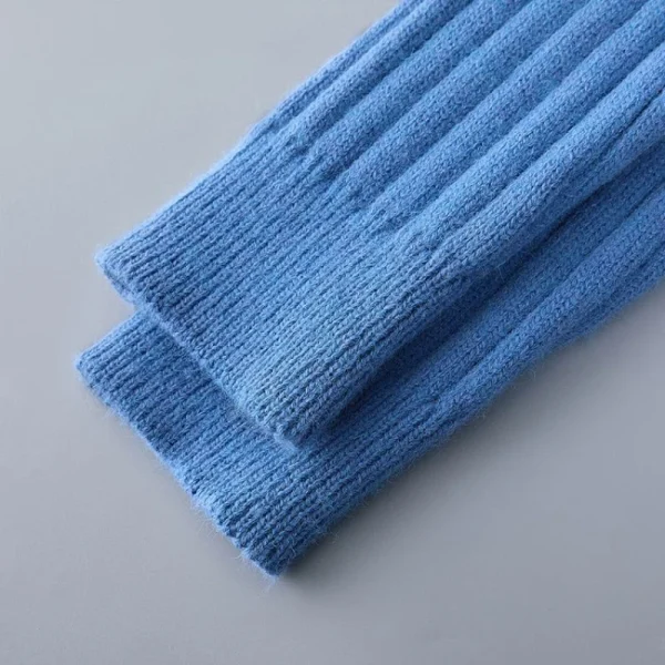 Superior Men's Solid Color Men's Cozy Pullover Knitted Sweater for Autumn and Winter 2024. - Image 6