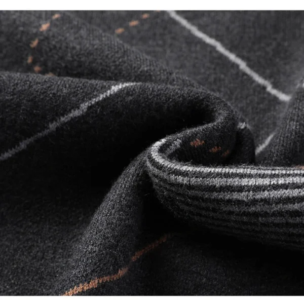 Men's Long-Sleeved Sweater with Matching Top Gray and Black Color for Autumn and Winter Young Fashion Knitwear - Image 6