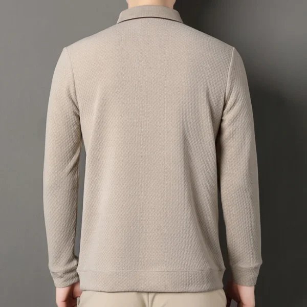 Stretchable, toasty, new pullover knitwear in a solid color for men's business casual POLO shirts. - Image 2
