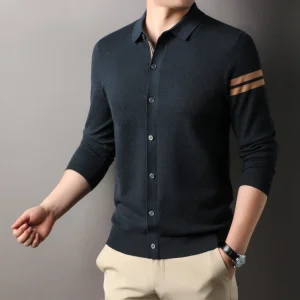 Premium men's long-sleeved, warm sweater for the fall, pullover for everyday wear, and stretchable