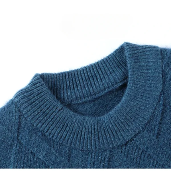 Stretchable solid color base shirt, thick, warm turtleneck sweater with an O-neck that is perfect for daily commuting - Image 4