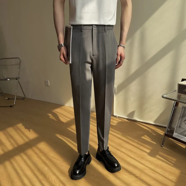 New Men's Straight-fit Solid Color Shirt and Breathable Casual Tapered Pants for Spring/Summer 2025. - Image 5