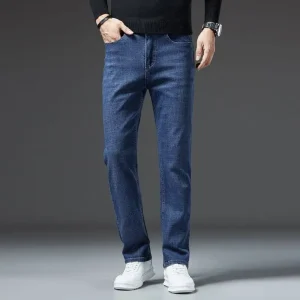 New Arrival: Classic Fit Jeans and a Stretchable Solid Color Straight Long-Sleeve Shirt for Spring 2025